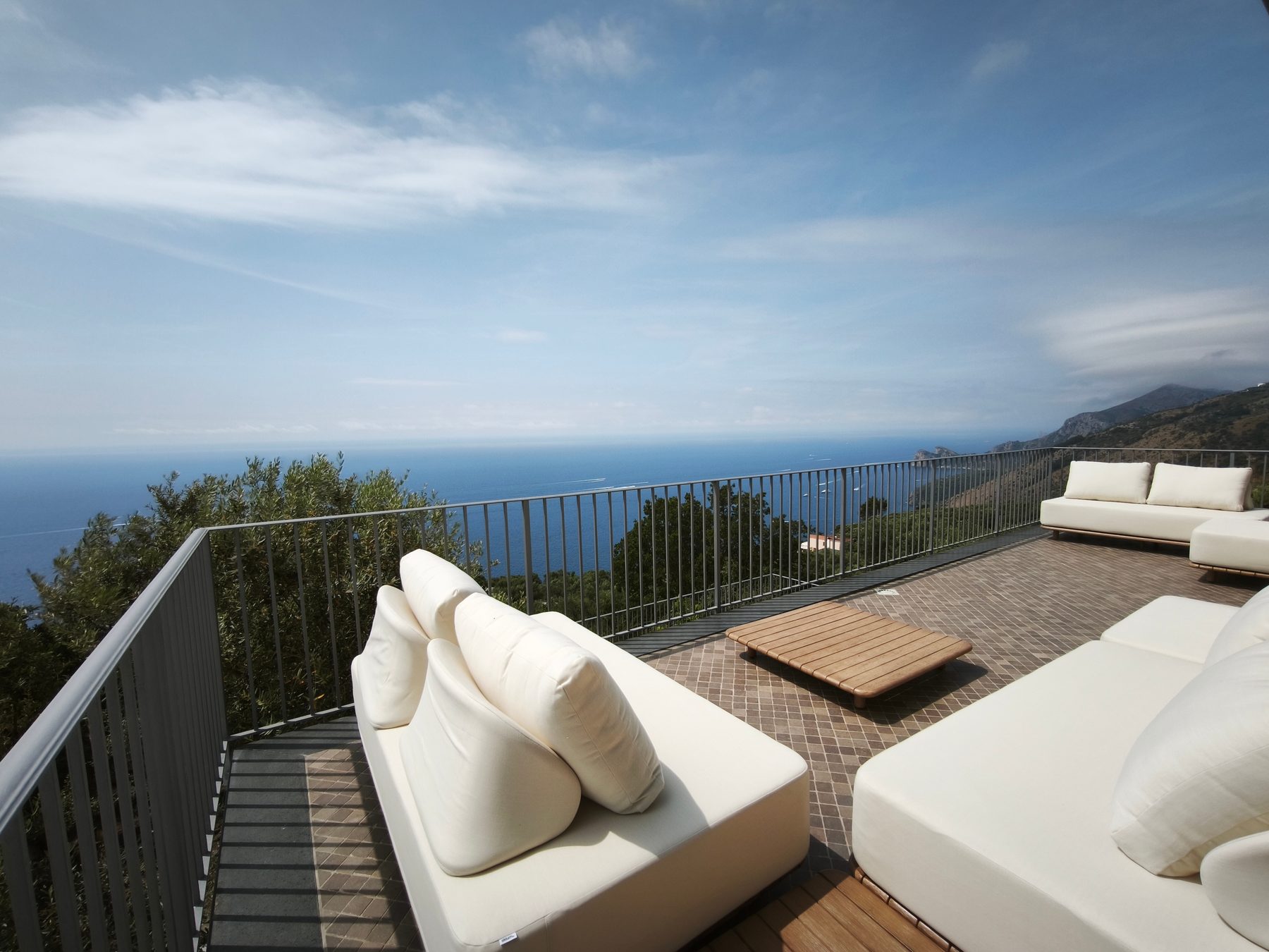 Villa Dequinz vista mare